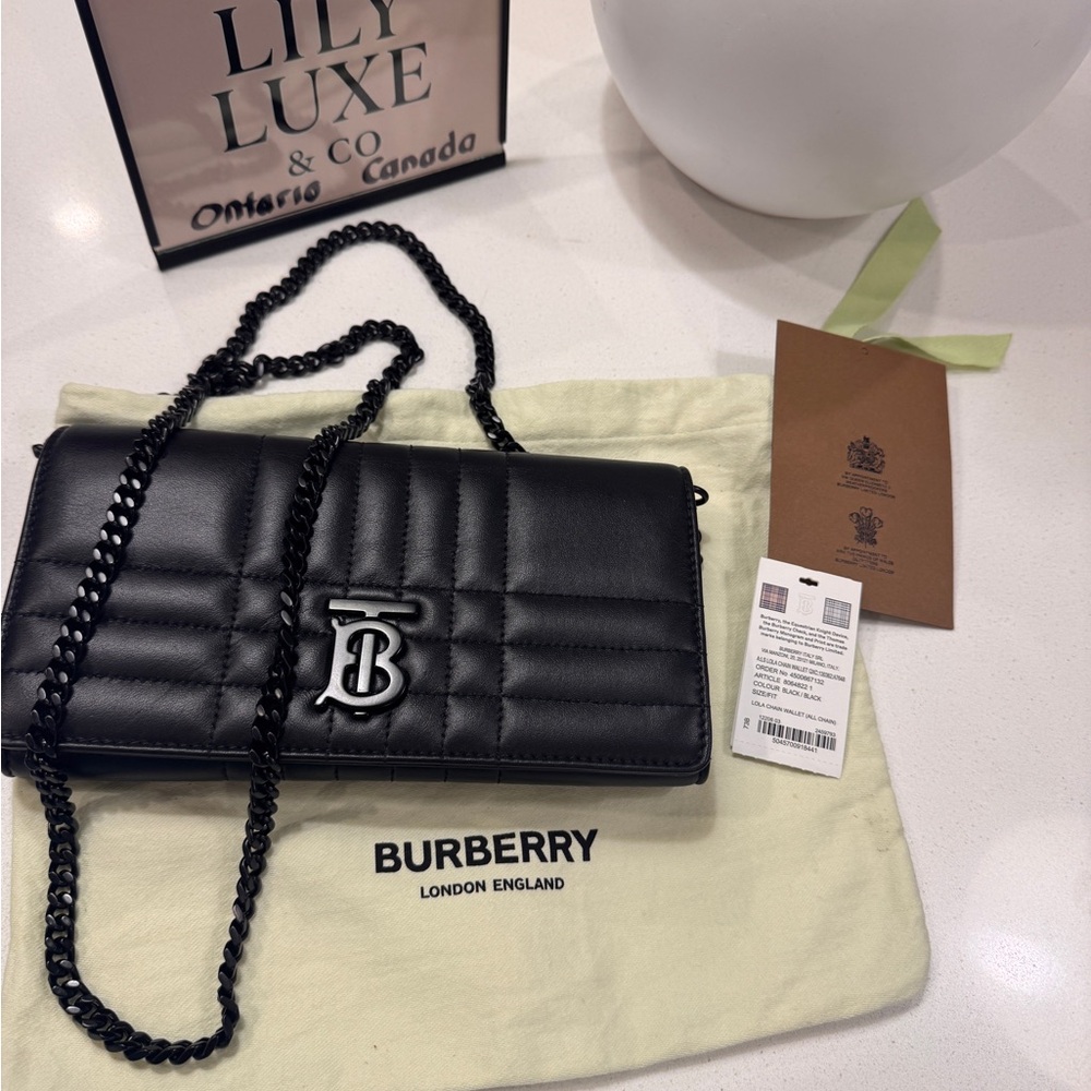 Burberry Black Quilted Leather Lola  Wallet On Chain